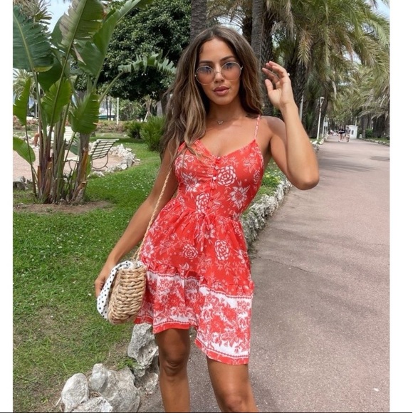 Red Floral Print Scarf Print Sleeveless V-Neck Tiered Mini Dress - Picture 9 of 11